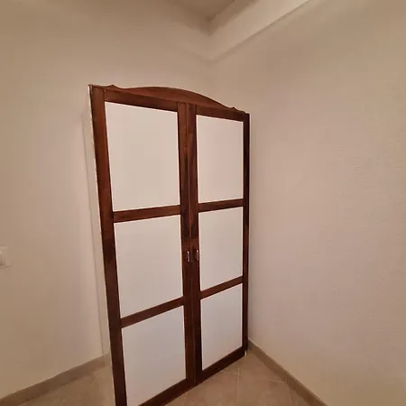 Irena Apartament Vir